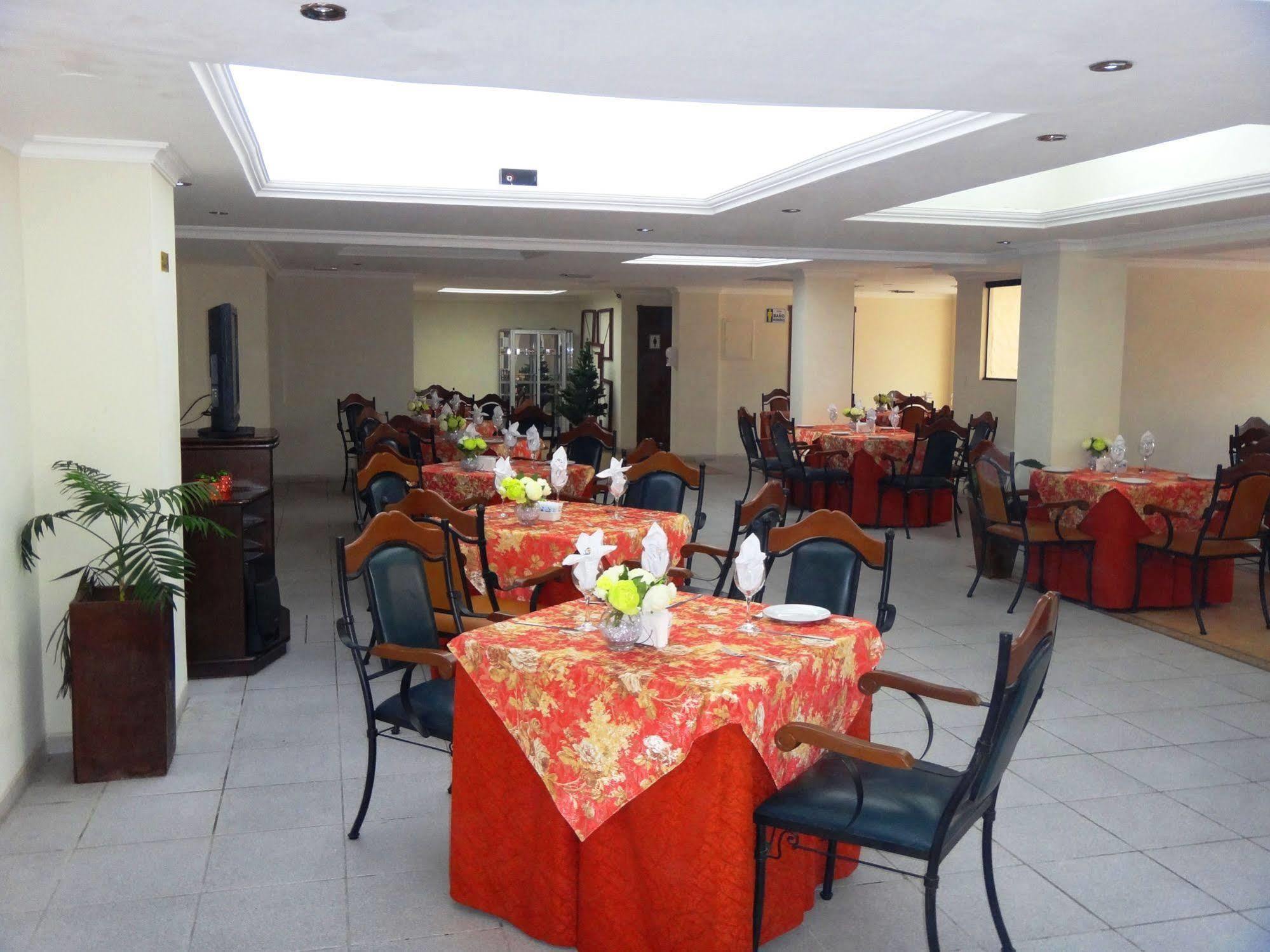 Paulistania Casa Blanca Hotel Santa Cruz de La Sierra Luaran gambar