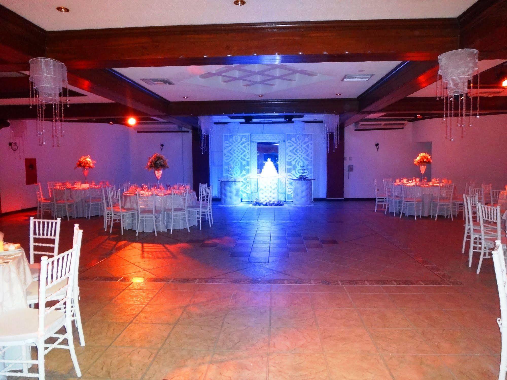 Paulistania Casa Blanca Hotel Santa Cruz de La Sierra Luaran gambar