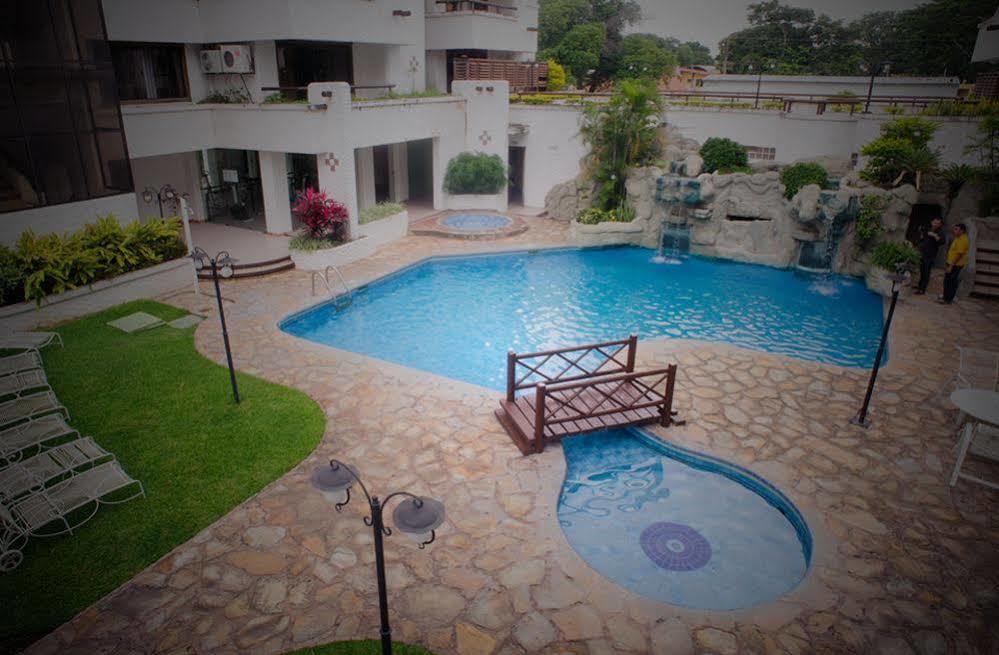 Paulistania Casa Blanca Hotel Santa Cruz de La Sierra Luaran gambar